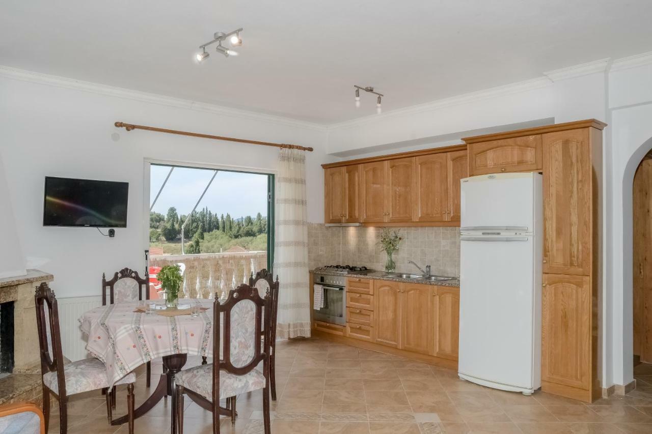 Modern Flat With Beautiful Views In South Of Corfu Daire Lefkimmi  Dış mekan fotoğraf